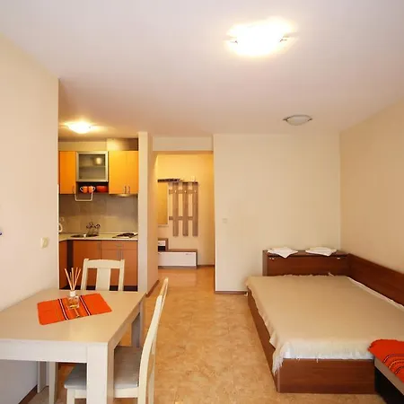 Studios Sunny Beach Sluneční pobřeží